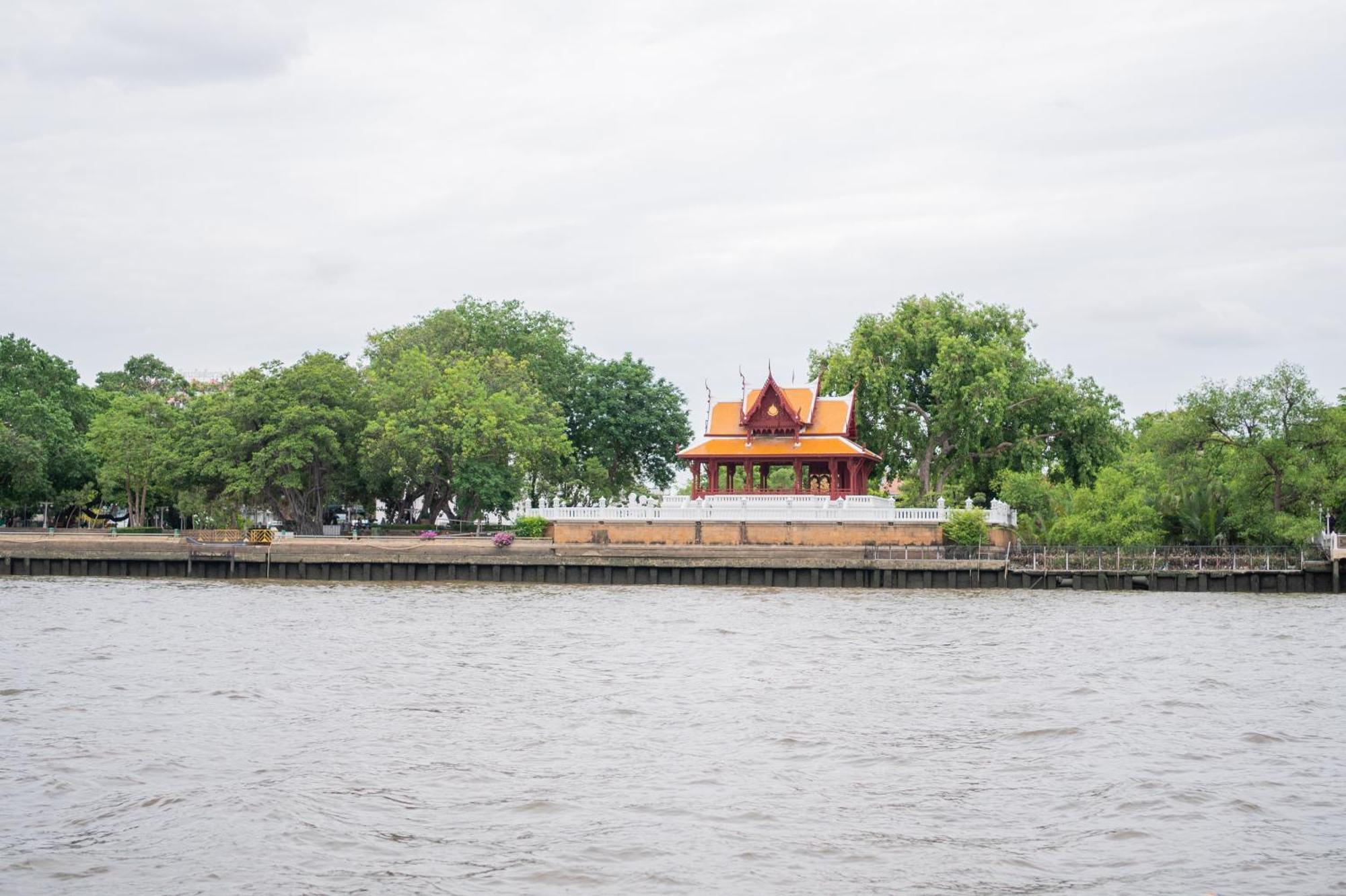 Отель Praya Palazzo (Adults Only) Бангкок Экстерьер фото