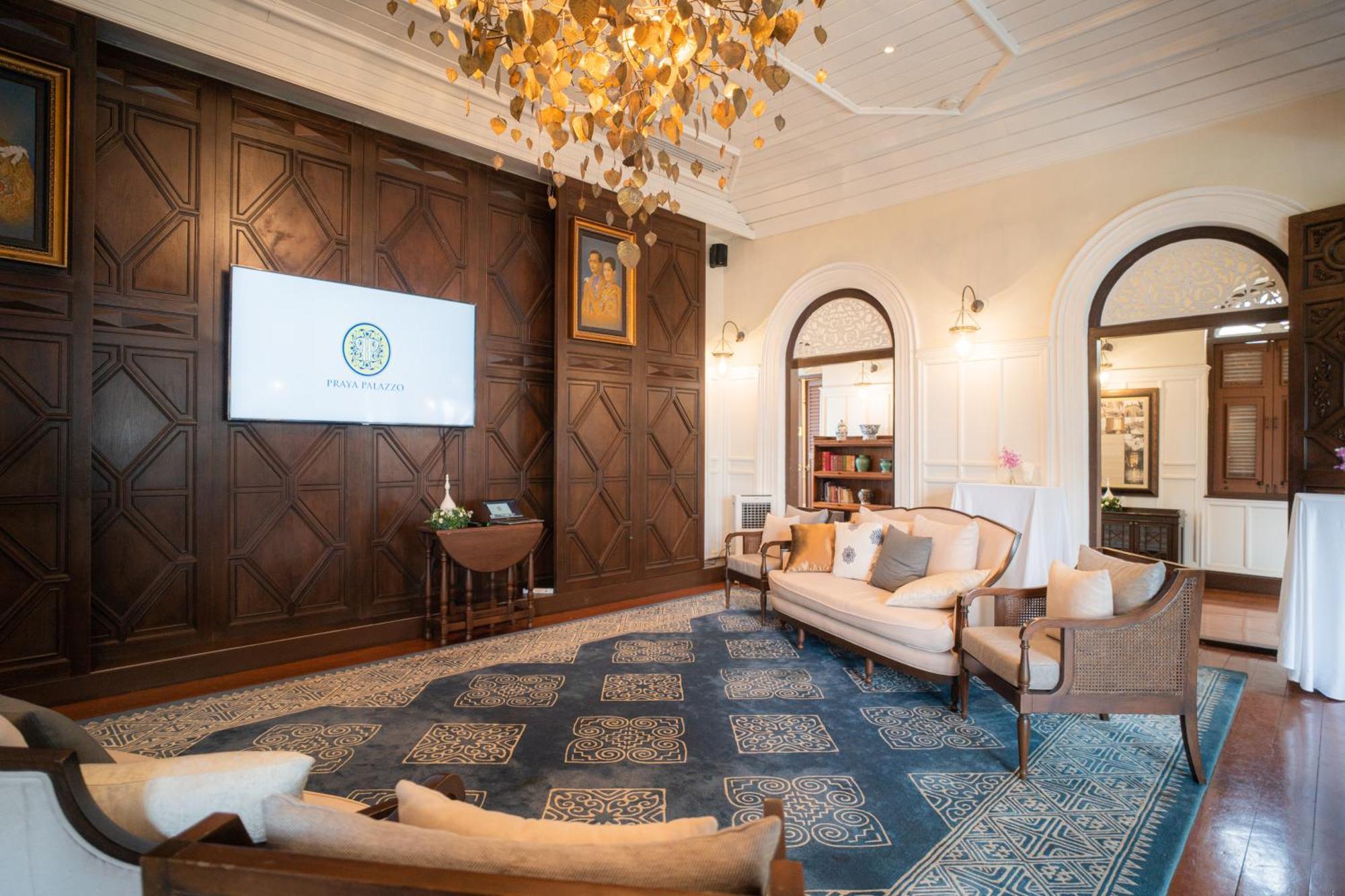 Отель Praya Palazzo (Adults Only) Бангкок Экстерьер фото