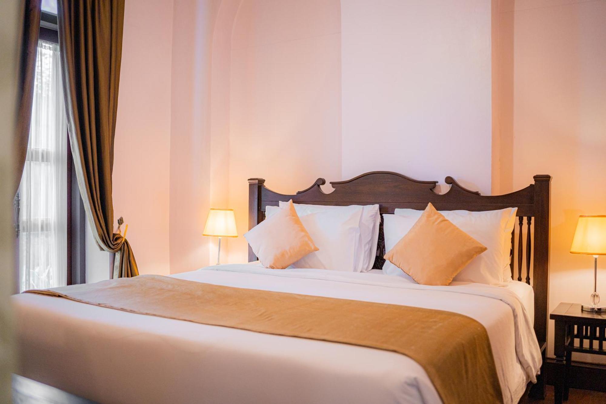 Отель Praya Palazzo (Adults Only) Бангкок Экстерьер фото